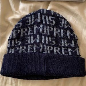 Supreme 3M repeat logo